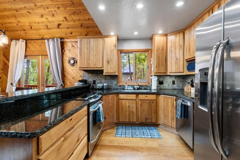 Luxury Cabin Oasis Getaway Heart Of 芒兹公园 外观 照片